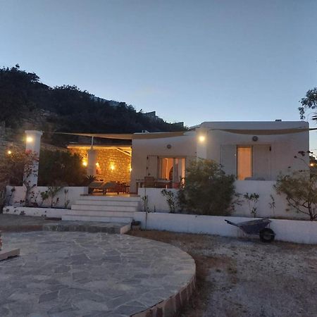 Tranquil Villa With Sea View In Ammopi Karpathos 아무피 외부 사진